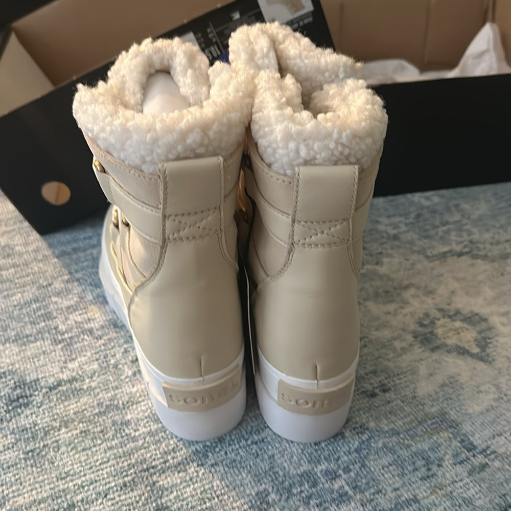 NEW IN BOX JOAN OF ARTIC NEXT BOOT WP SIZE 10.5 NWT - Picture 4 of 6